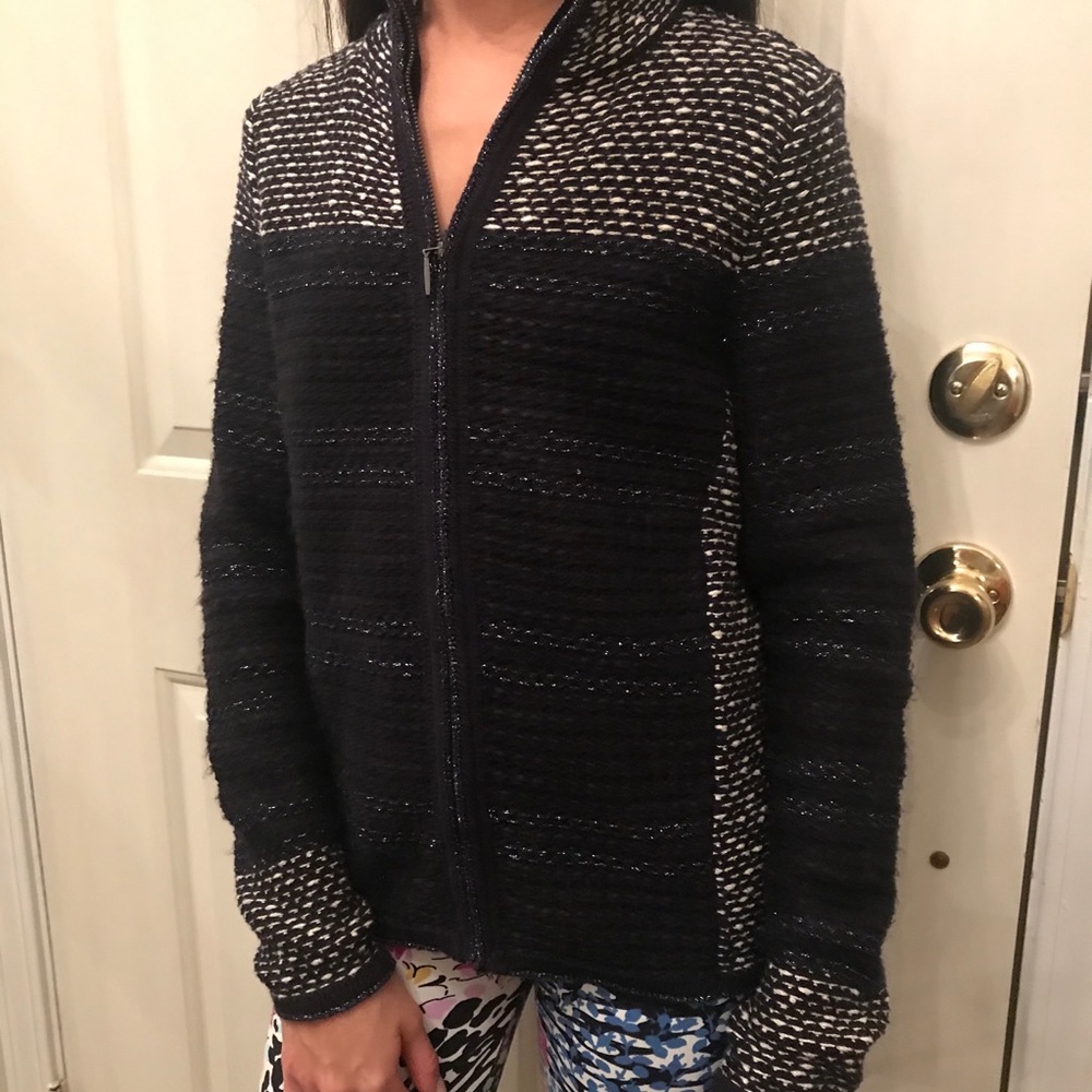 Sweater - Picture 2 of 11